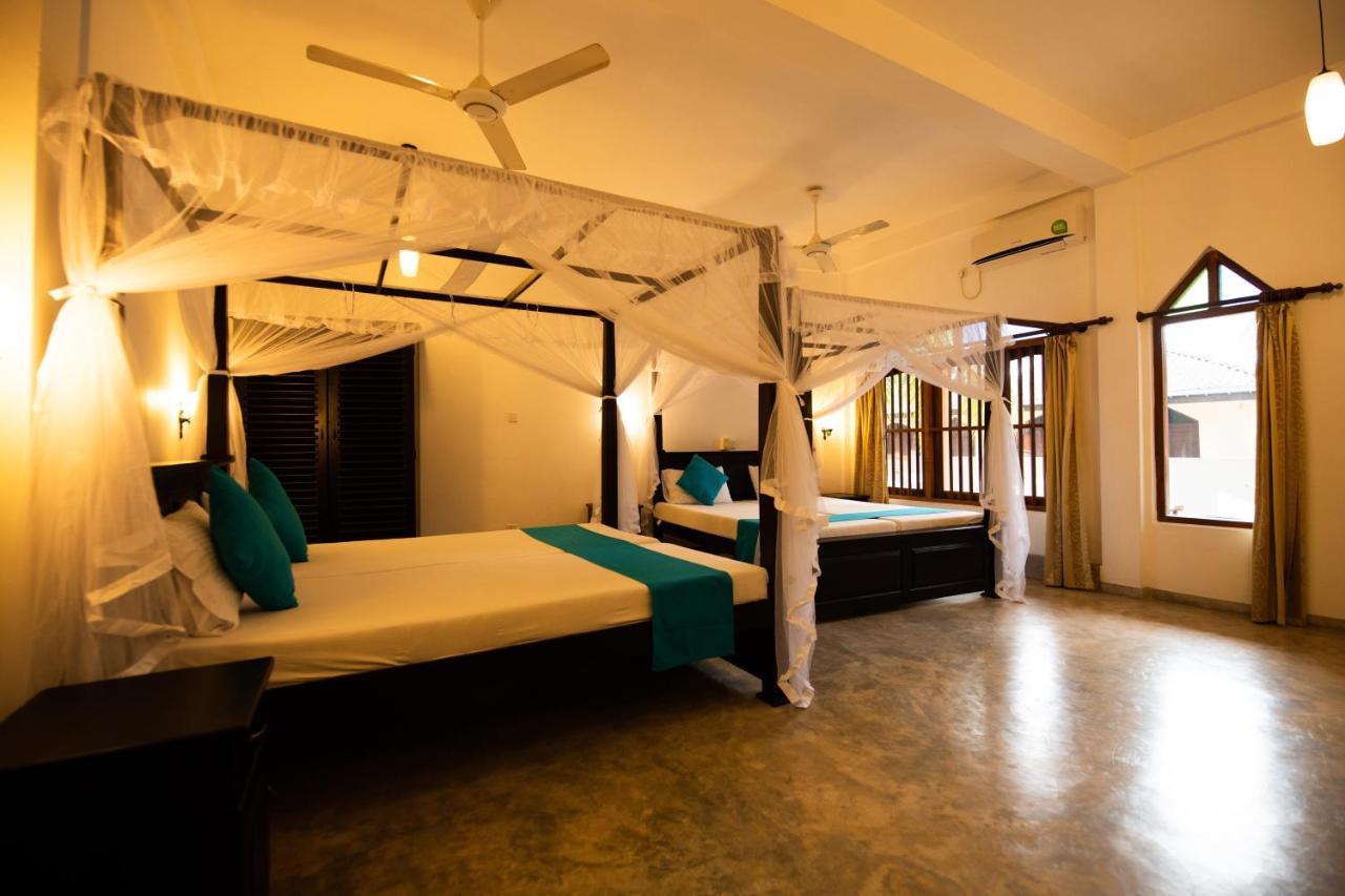 International Beach Hotel & Restaurant Hikkaduwa Exterior foto