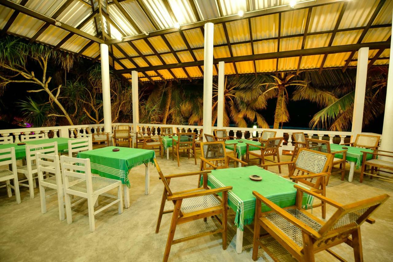 International Beach Hotel & Restaurant Hikkaduwa Exterior foto